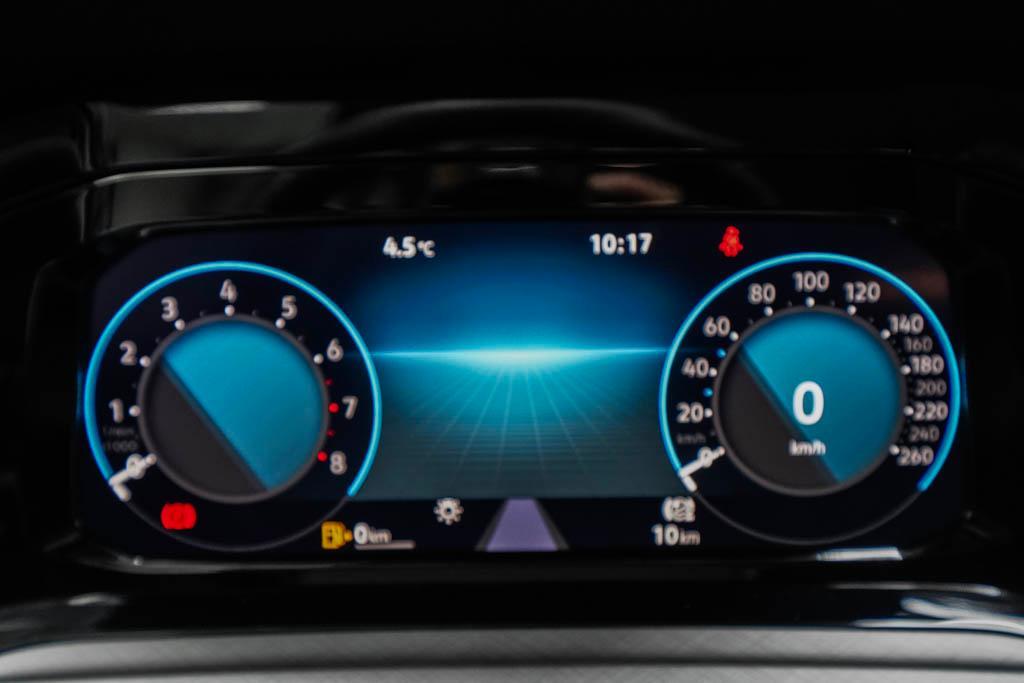 Golf 8 1.0 TSI 6-Gang LED Klimaautomatik Sitzheizung Parkpilot+Kamera uvm.. SOFORT