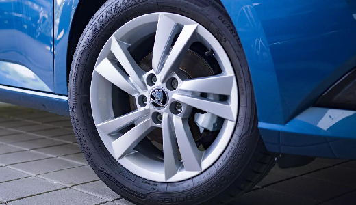 Fabia 1.0 TSI Selection LED Klima Sitzheizung 2 x Parkpilot+Kamera uvm...