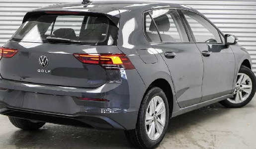 Golf 8 1.0 eTSI Life DSG Winterpaket sofort