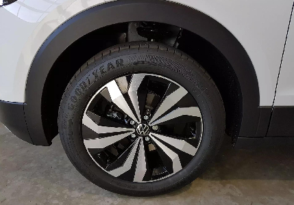 T-Cross 1.5 TSI ACT Life Plus DSG mit AHK, LED, Klima, Winterpaket, Kamera - SOFORT
