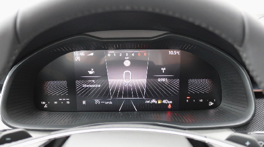 Kamiq 1.0 TSI Family DSG LED, schwenkbare AHK, Parkpilot+Kamera, Sitzheizung uvm. SOFORT
