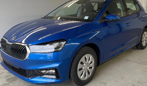 Fabia 1.0 Komfort LED Sitzheizung Parkpilot Armlehne Tempomat SOFORT!