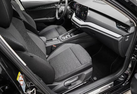Octavia Combi 1.5 TSI DSG MHEV Selection mit LED, ACC, AHK, Kamera uvm.. SOFORT - 30% unter Listenpreis!